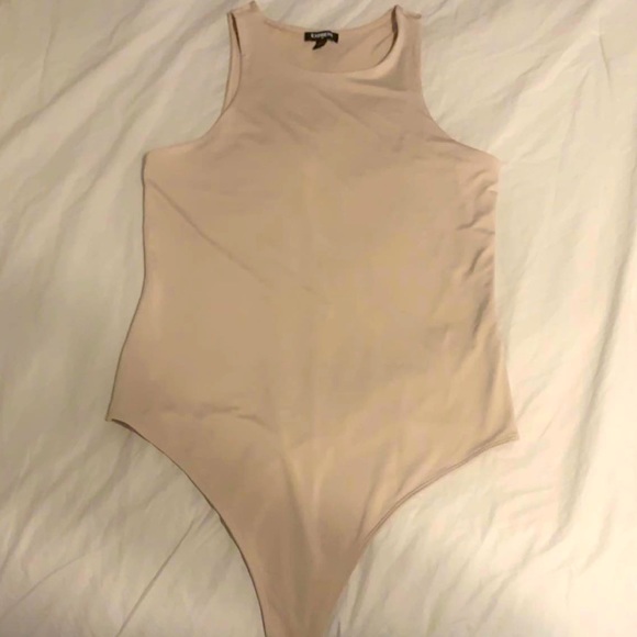 🔥🔥 EXPRESS Body Contour Bodysuit - Picture 4 of 7